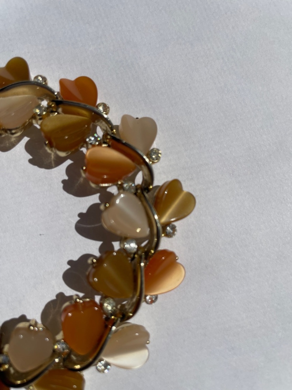 Vintage 1960s Signed Lisner Thermoset Bracelet - Picture 5 of 9